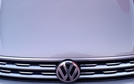 Volkswagen Tiguan II, 2018 год, 2 650 000 рублей, 9 фотография
