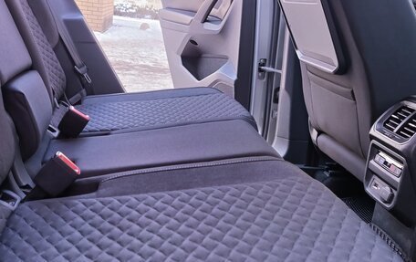 Volkswagen Tiguan II, 2018 год, 2 650 000 рублей, 10 фотография