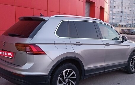 Volkswagen Tiguan II, 2018 год, 2 650 000 рублей, 6 фотография