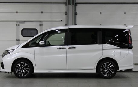 Honda Stepwgn IV, 2016 год, 1 857 000 рублей, 8 фотография