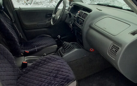 Suzuki Grand Vitara, 2001 год, 445 000 рублей, 3 фотография