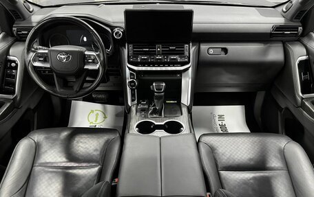 Toyota Land Cruiser, 2021 год, 10 450 000 рублей, 10 фотография