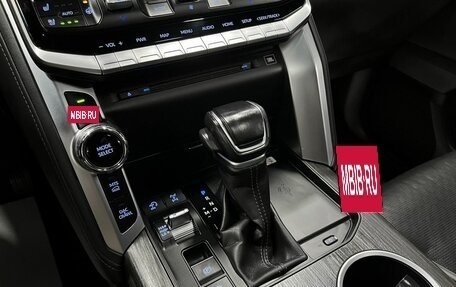 Toyota Land Cruiser, 2021 год, 10 450 000 рублей, 18 фотография