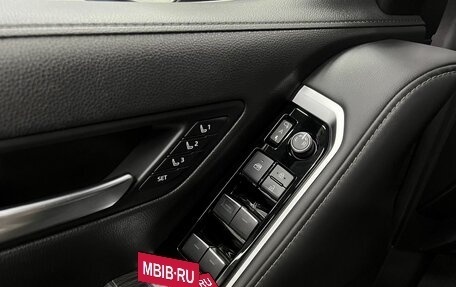 Toyota Land Cruiser, 2021 год, 10 450 000 рублей, 28 фотография