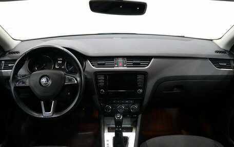 Skoda Octavia, 2016 год, 1 690 000 рублей, 13 фотография