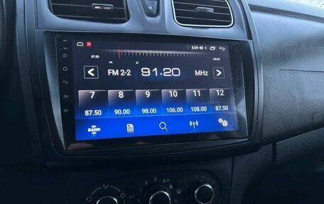 Renault Logan II, 2019 год, 1 040 000 рублей, 13 фотография