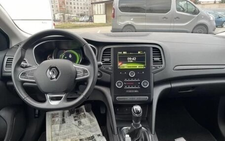 Renault Megane IV, 2018 год, 1 350 000 рублей, 7 фотография