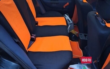 Mitsubishi Carisma I, 2003 год, 280 000 рублей, 11 фотография