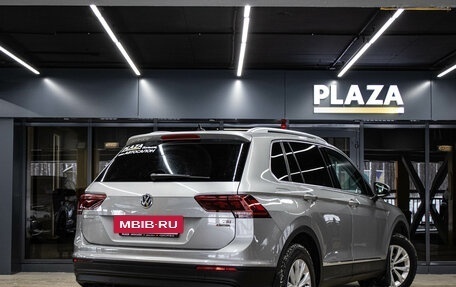 Volkswagen Tiguan II, 2017 год, 1 799 000 рублей, 4 фотография