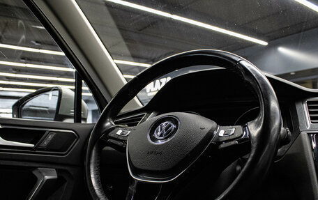 Volkswagen Tiguan II, 2017 год, 1 799 000 рублей, 9 фотография