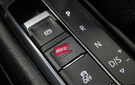 Volkswagen Tiguan II, 2017 год, 1 799 000 рублей, 20 фотография