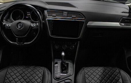 Volkswagen Tiguan II, 2017 год, 1 799 000 рублей, 22 фотография