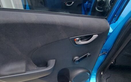 Honda Jazz II рестайлинг, 2009 год, 930 000 рублей, 17 фотография