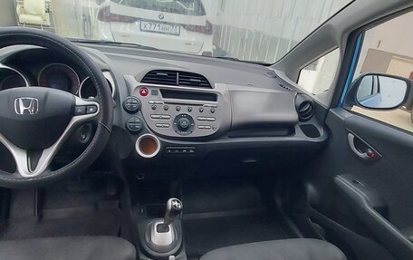 Honda Jazz II рестайлинг, 2009 год, 930 000 рублей, 15 фотография