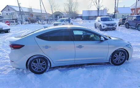 Hyundai Elantra VI рестайлинг, 2016 год, 1 400 000 рублей, 2 фотография