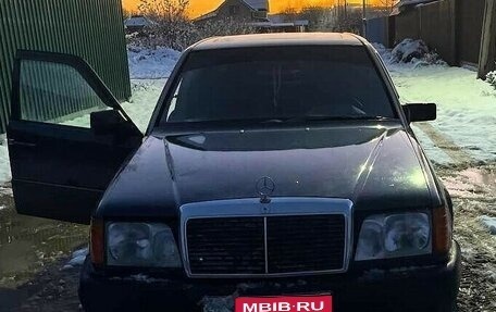 Mercedes-Benz W124, 1990 год, 330 000 рублей, 1 фотография