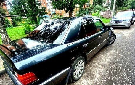 Mercedes-Benz W124, 1990 год, 330 000 рублей, 6 фотография