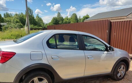 Renault Logan II, 2021 год, 1 295 000 рублей, 2 фотография