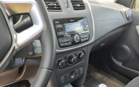 Renault Logan II, 2021 год, 1 295 000 рублей, 6 фотография