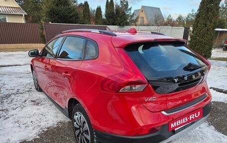 Volvo V40 Cross Country I, 2015 год, 1 400 000 рублей, 4 фотография