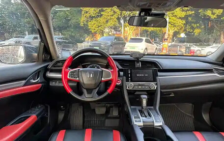 Honda Civic, 2021 год, 1 300 155 рублей, 10 фотография