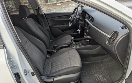 KIA Rio IV, 2017 год, 1 270 000 рублей, 17 фотография