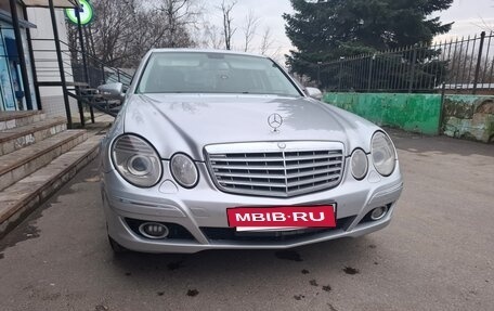 Mercedes-Benz E-Класс, 2006 год, 900 000 рублей, 3 фотография