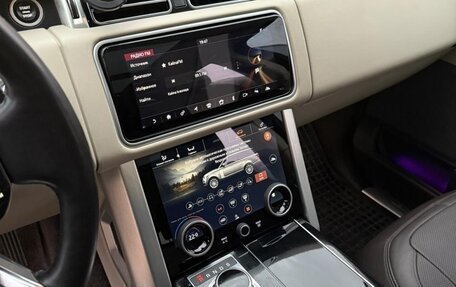 Land Rover Range Rover IV рестайлинг, 2018 год, 7 000 000 рублей, 13 фотография