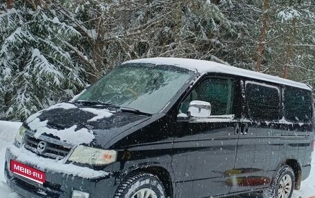 Mazda Bongo Friendee i рестайлинг, 2002 год, 850 000 рублей, 1 фотография