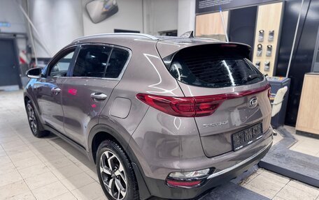 KIA Sportage IV рестайлинг, 2021 год, 2 445 000 рублей, 12 фотография