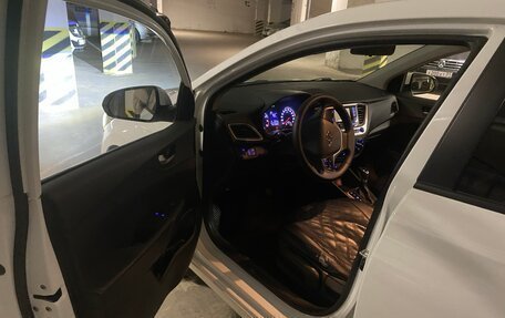 Hyundai Solaris II рестайлинг, 2017 год, 999 998 рублей, 7 фотография