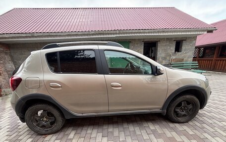 Renault Sandero II рестайлинг, 2018 год, 1 280 000 рублей, 2 фотография