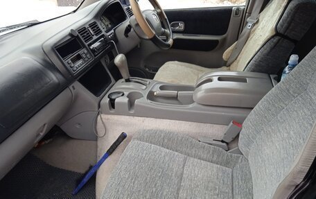 Mazda Bongo Friendee i рестайлинг, 2002 год, 850 000 рублей, 8 фотография