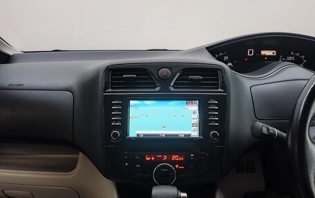 Nissan Serena IV, 2011 год, 1 350 000 рублей, 12 фотография