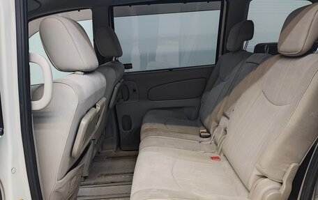 Nissan Serena IV, 2011 год, 1 350 000 рублей, 18 фотография
