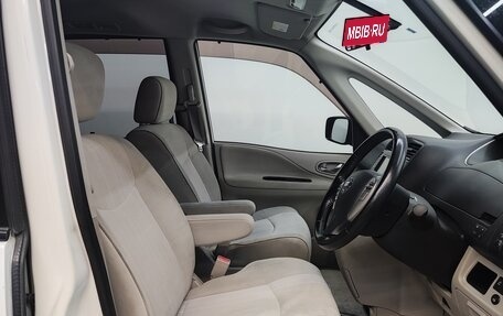 Nissan Serena IV, 2011 год, 1 350 000 рублей, 15 фотография