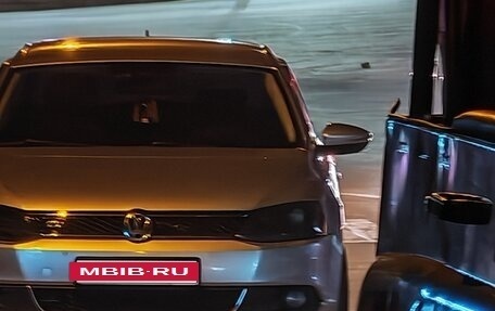 Volkswagen Jetta VI, 2013 год, 1 200 000 рублей, 2 фотография