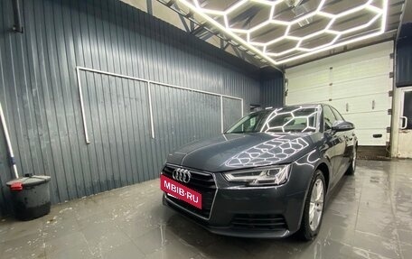 Audi A4, 2018 год, 2 099 000 рублей, 7 фотография