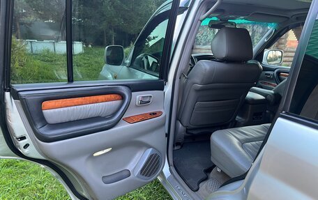 Lexus LX II, 2006 год, 2 100 000 рублей, 10 фотография