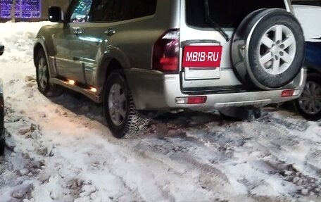 Mitsubishi Pajero III рестайлинг, 2004 год, 650 000 рублей, 5 фотография