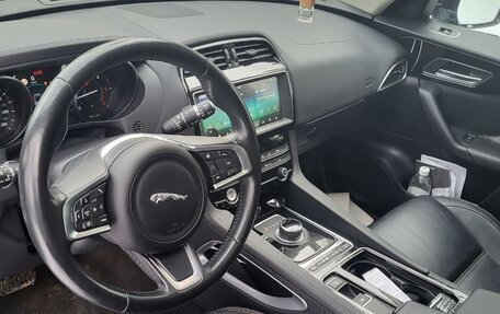 Jaguar F-Pace, 2019 год, 3 200 000 рублей, 8 фотография