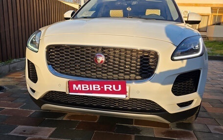 Jaguar E-Pace, 2019 год, 3 650 000 рублей, 2 фотография