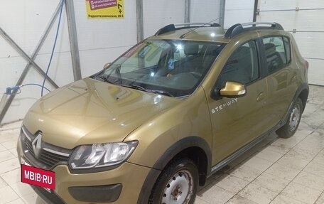 Renault Sandero II рестайлинг, 2015 год, 795 000 рублей, 2 фотография