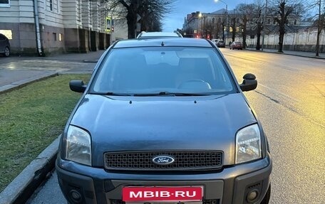 Ford Fusion I, 2005 год, 280 000 рублей, 1 фотография