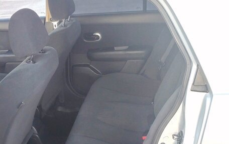 Nissan Tiida, 2013 год, 840 000 рублей, 30 фотография