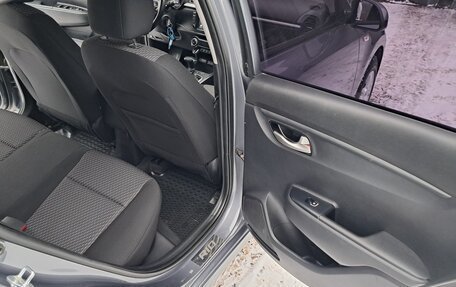 KIA Rio IV, 2018 год, 1 320 000 рублей, 14 фотография