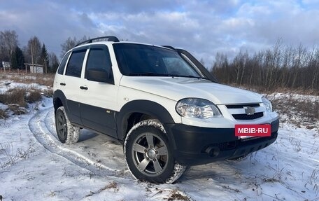 Chevrolet Niva I рестайлинг, 2016 год, 750 000 рублей, 2 фотография