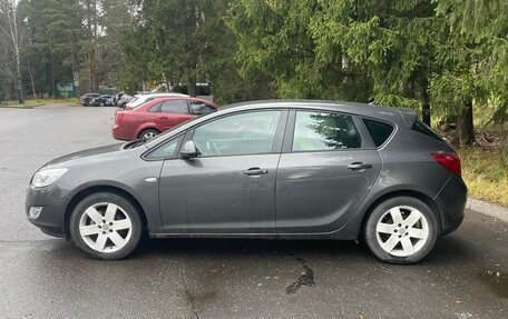 Opel Astra J, 2010 год, 475 000 рублей, 2 фотография