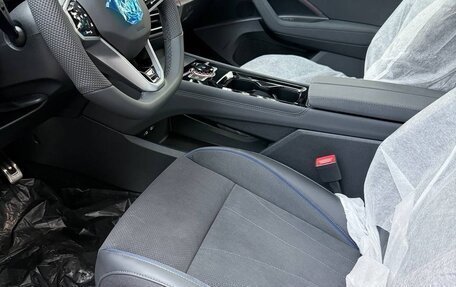 Volkswagen Tiguan, 2025 год, 4 750 000 рублей, 9 фотография