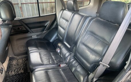 Mitsubishi Montero III, 2002 год, 850 000 рублей, 15 фотография